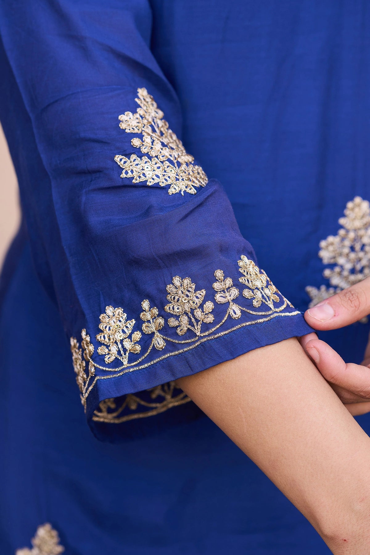 Viscose Chanderi Embroidered Suit Set ✨