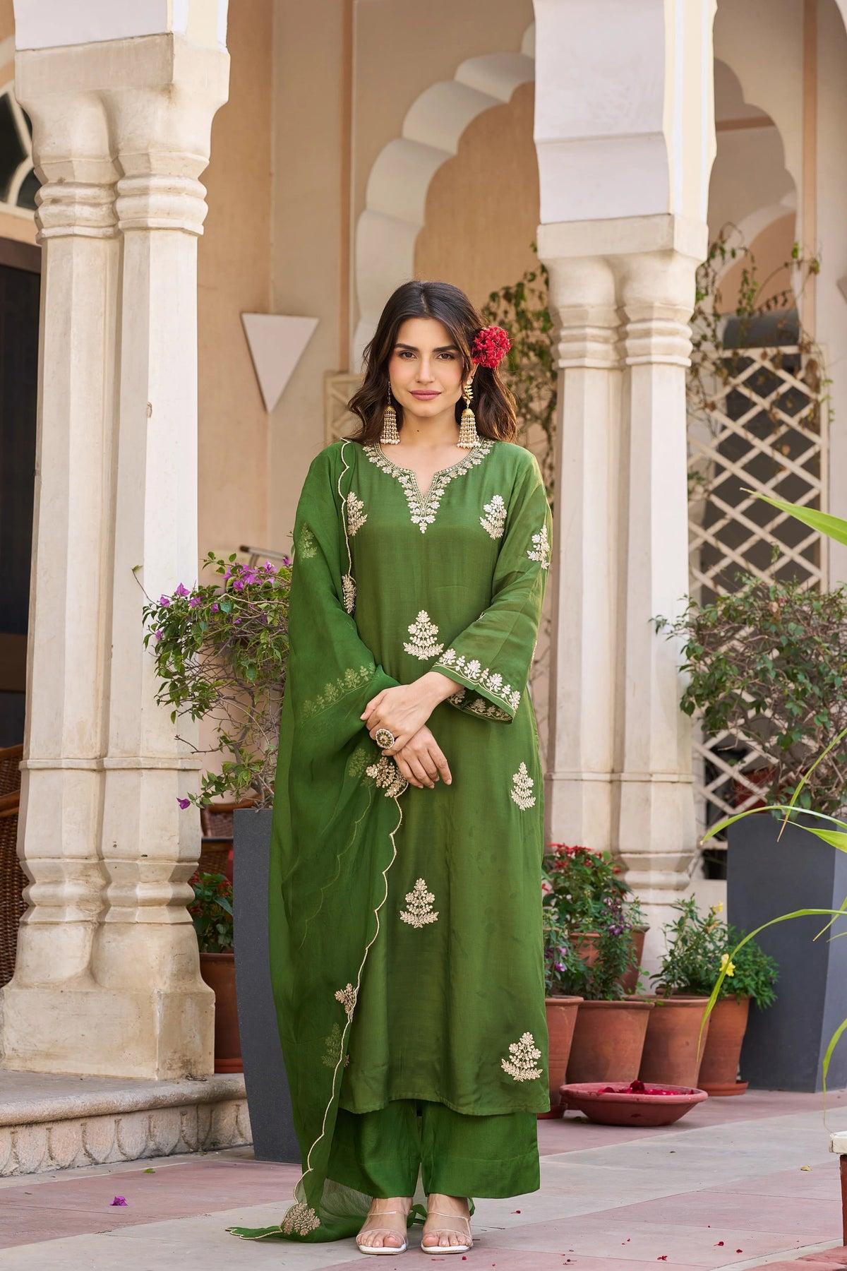 Viscose Chanderi Embroidered Suit Set ✨