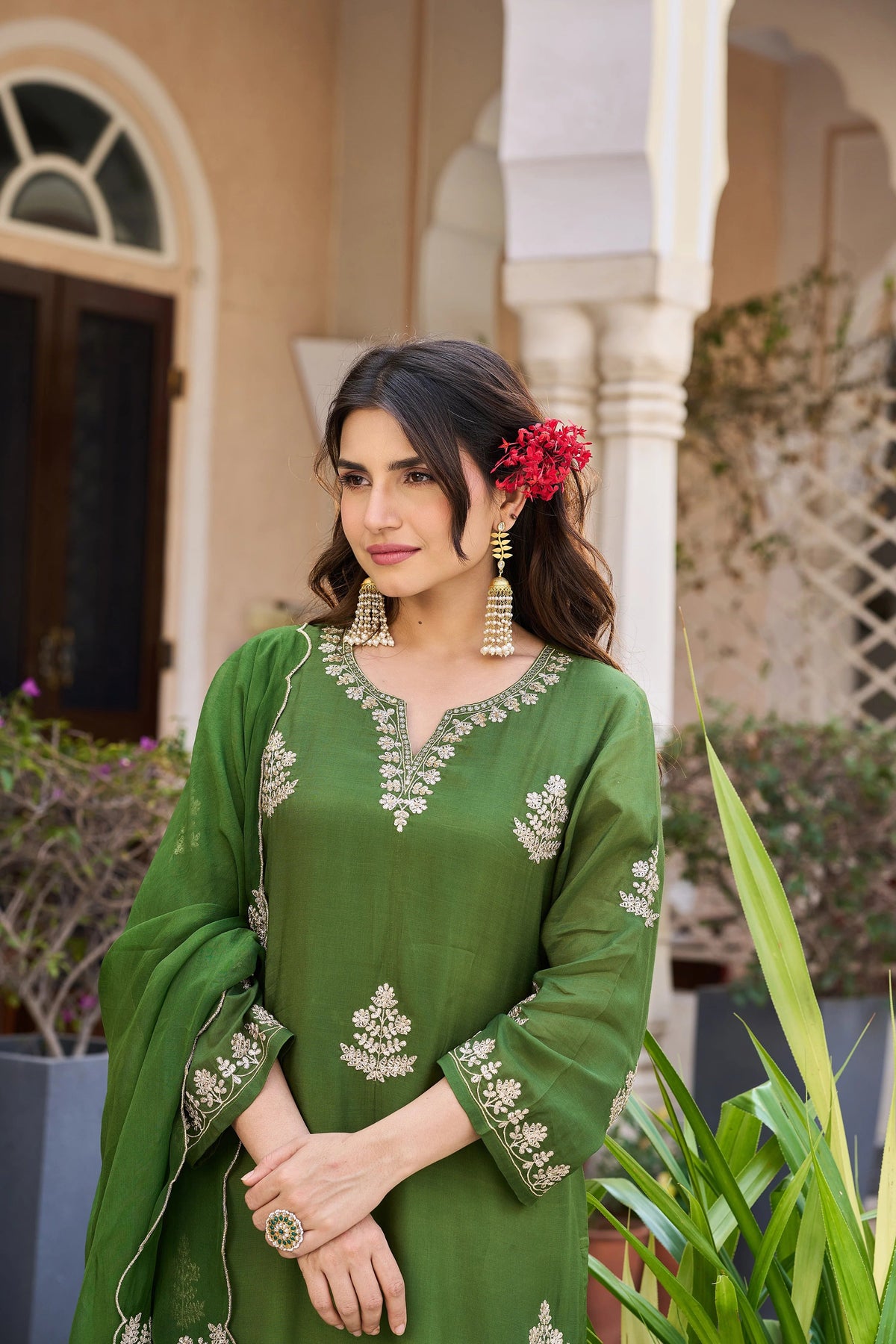 Viscose Chanderi Embroidered Suit Set ✨