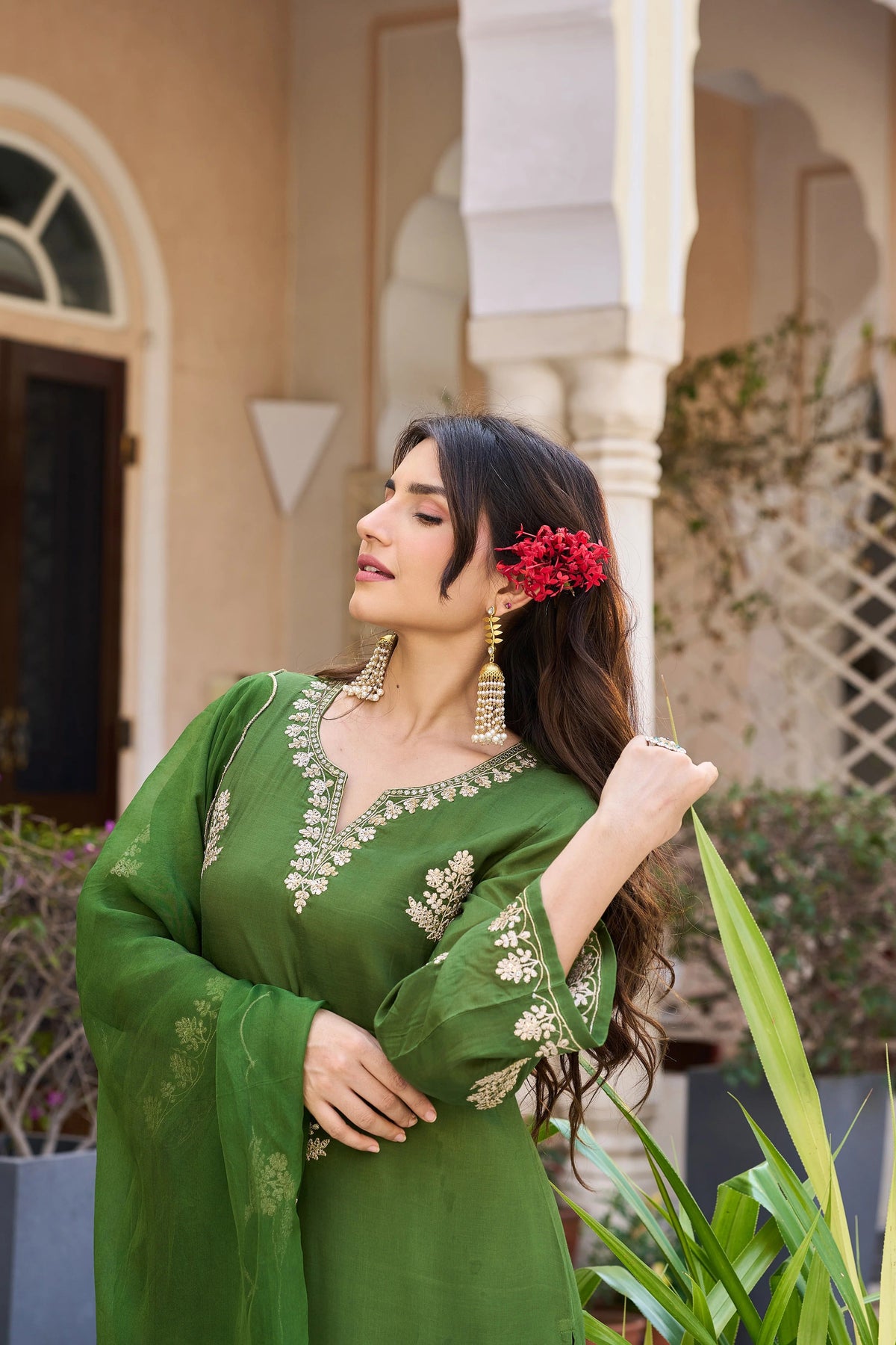Viscose Chanderi Embroidered Suit Set ✨