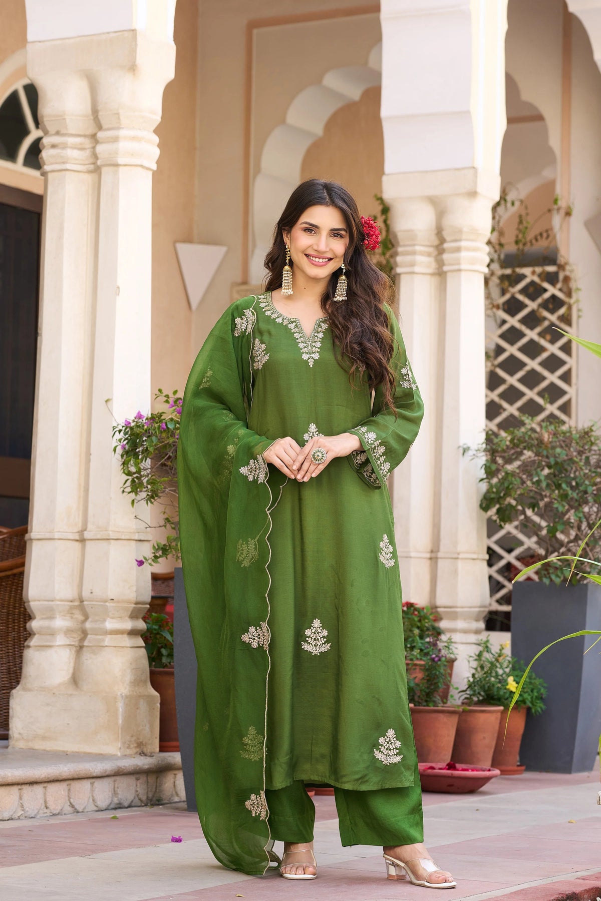 Viscose Chanderi Embroidered Suit Set ✨