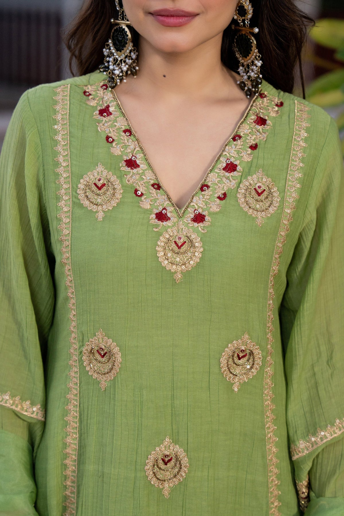Crunchy Embroidered Suit Set ✨