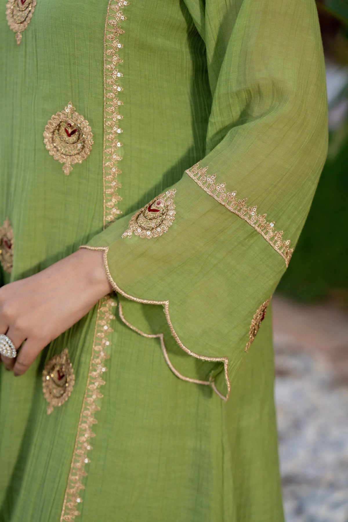 Crunchy Embroidered Suit Set ✨