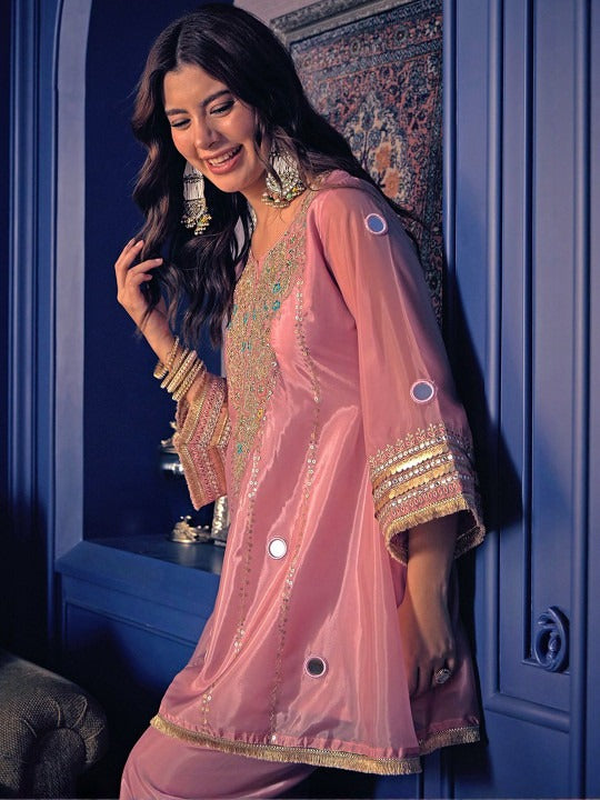 Elina Embroidered Set