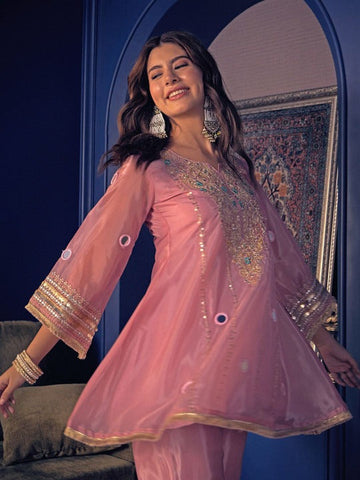 Elina Embroidered Set
