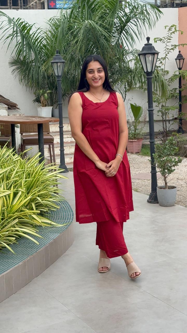 Women's Sleeveless A-Line Maroon Kurta with Wide-Leg Pants BY THEMACHINGCLUB